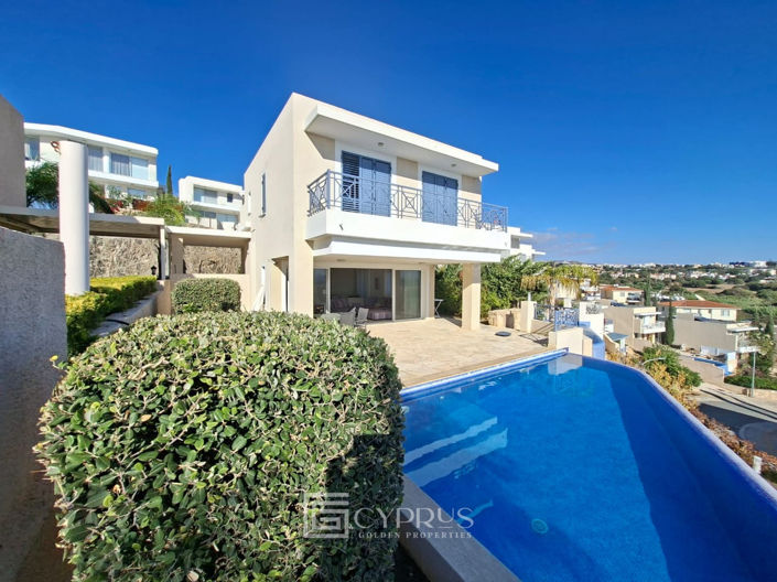 Image No.2-Villa de 3 chambres à vendre à Chlorakas