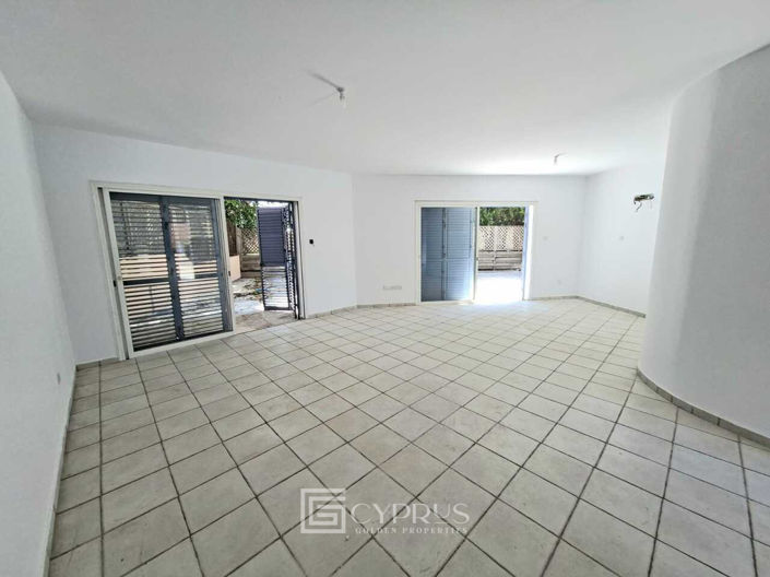 Image No.15-3 Bed Villa for sale