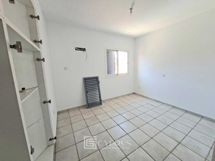 Image No.17-3 Bed Villa for sale