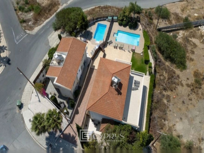 Image No.2-Villa de 5 chambres à vendre à Chlorakas