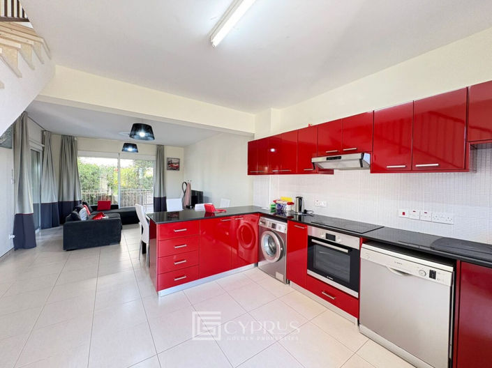 Image No.12-3 Bed Townhouse for sale