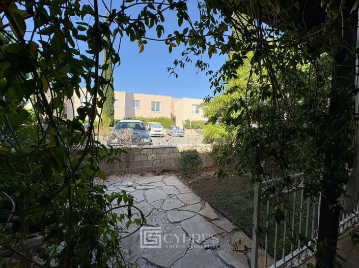 Image No.25-3 Bed Townhouse for sale