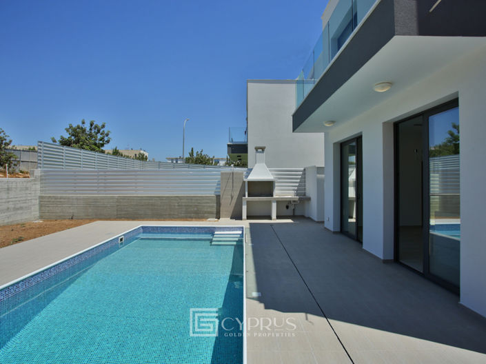 Image No.3-3 Bed Villa for sale