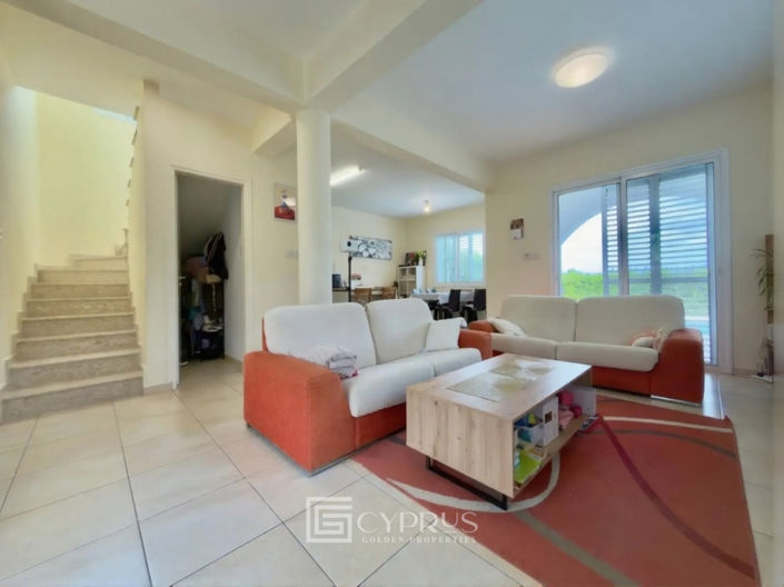 Image No.11-3 Bed Villa for sale