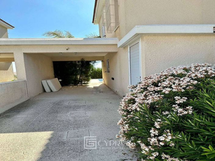 Image No.6-3 Bed Villa for sale