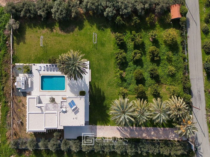 Image No.2-4 Bed Villa for sale