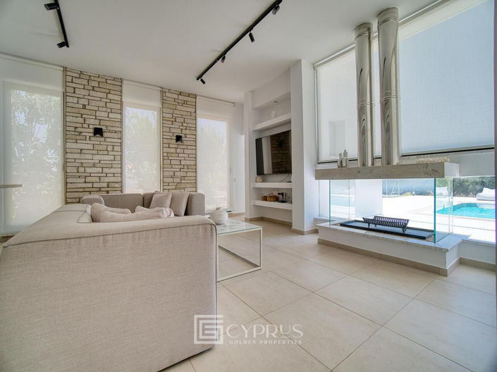 Image No.22-4 Bed Villa for sale