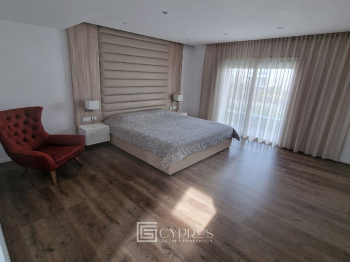 Image No.8-Villa de 4 chambres à vendre à Kato Paphos