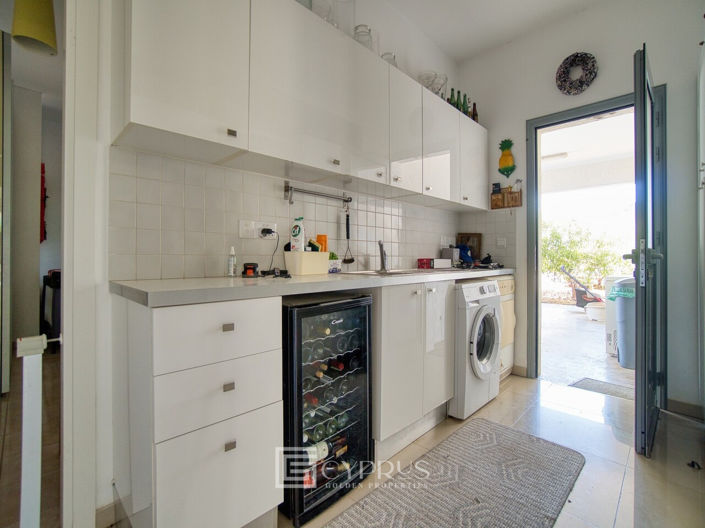 Image No.20-6 Bed Villa for sale