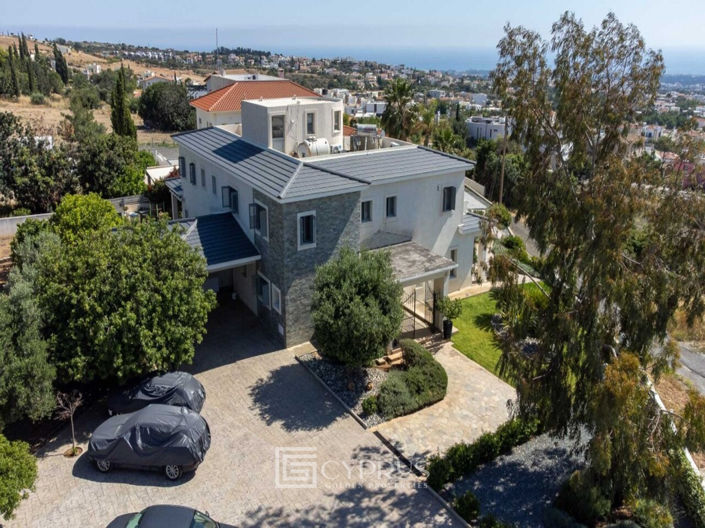 Image No.3-6 Bed Villa for sale