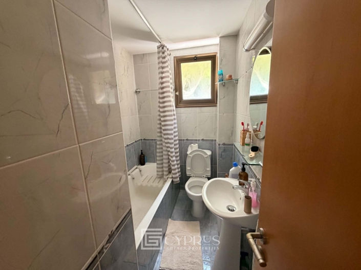 Image No.12-2 Bed Apartment for sale