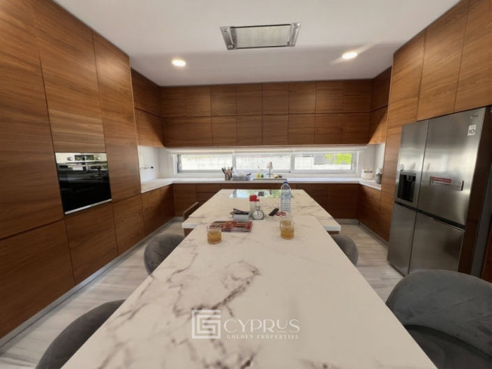 Image No.19-6 Bed Villa for sale