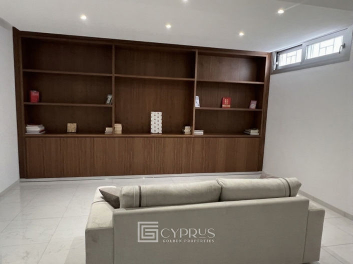 Image No.22-6 Bed Villa for sale