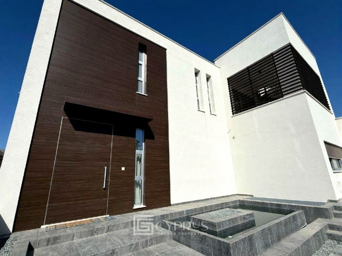 Image No.4-6 Bed Villa for sale