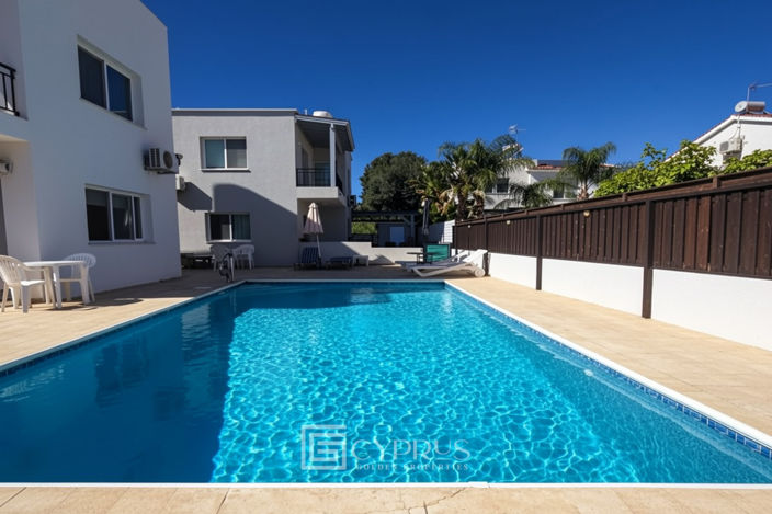 Image No.3-2 Bed Townhouse for sale
