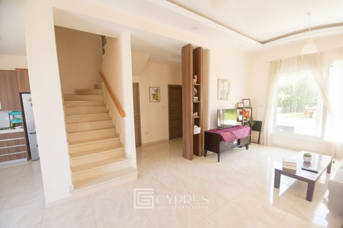 Image No.10-3 Bed Villa for sale