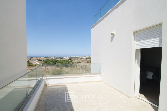 Image No.17-3 Bed Villa for sale