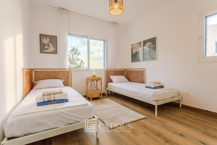 Image No.14-2 Bed Apartment for sale