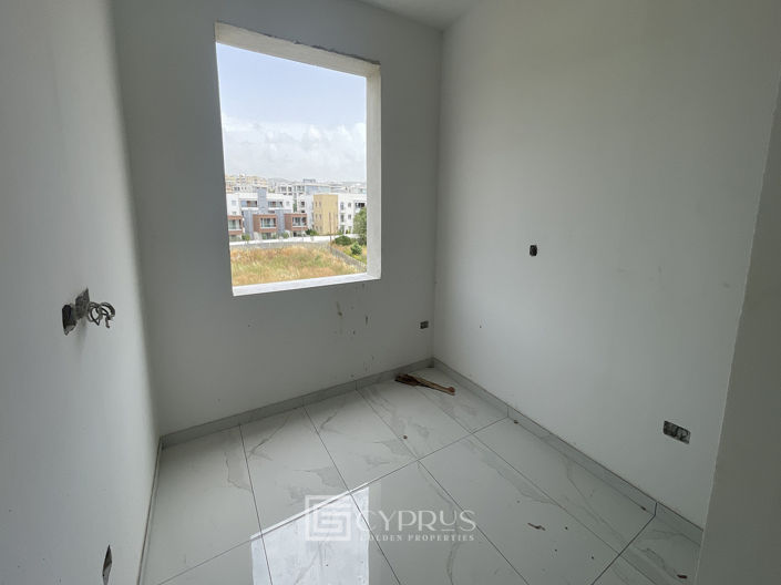 Image No.12-3 Bed Apartment for sale
