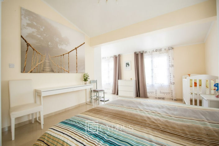 Image No.13-3 Bed Villa for sale