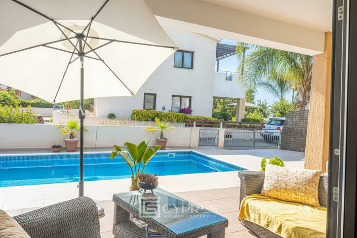 Image No.3-3 Bed Villa for sale