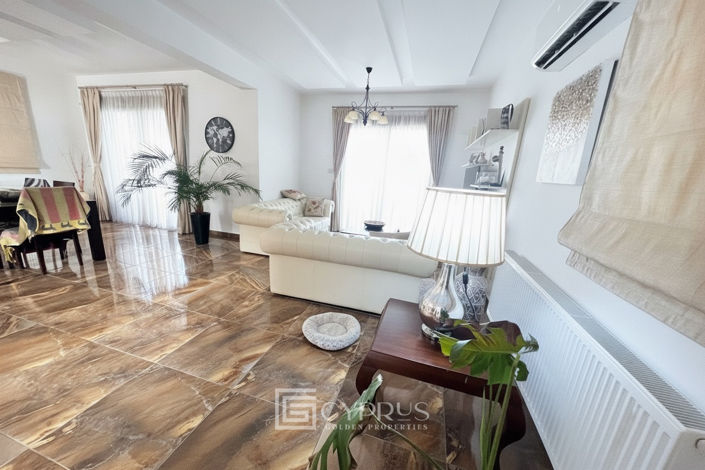 Image No.7-3 Bed Villa for sale