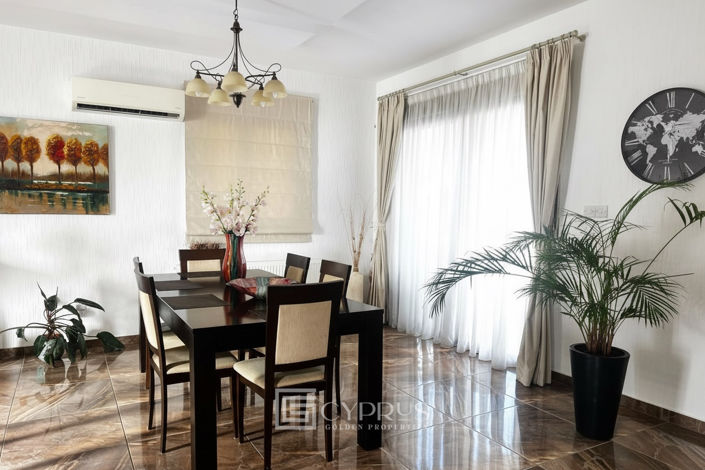 Image No.9-3 Bed Villa for sale