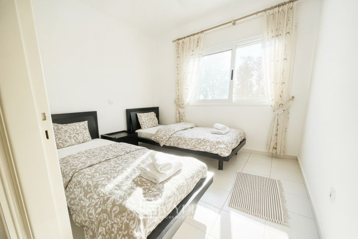 Image No.9-2 Bed Townhouse for sale