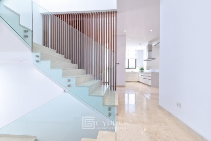 Image No.21-5 Bed Villa for sale