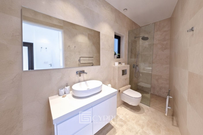 Image No.31-5 Bed Villa for sale