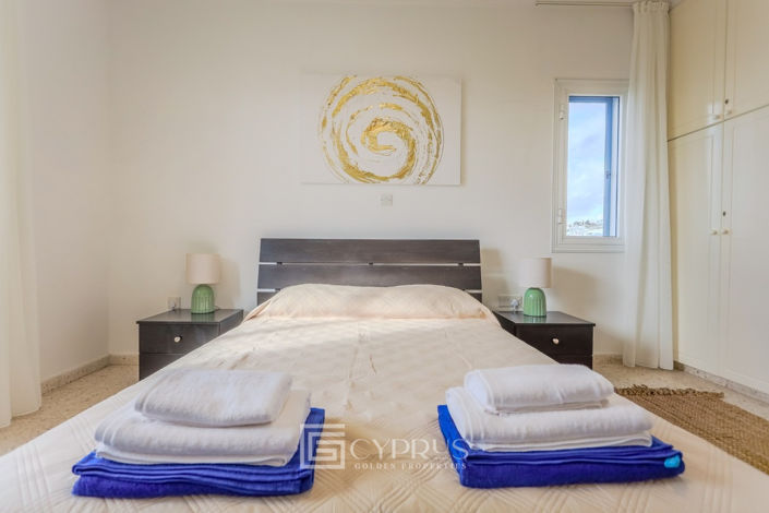 Image No.20-2 Bed Apartment for sale