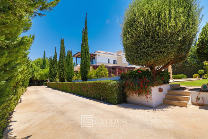 Image No.4-4 Bed Villa for sale