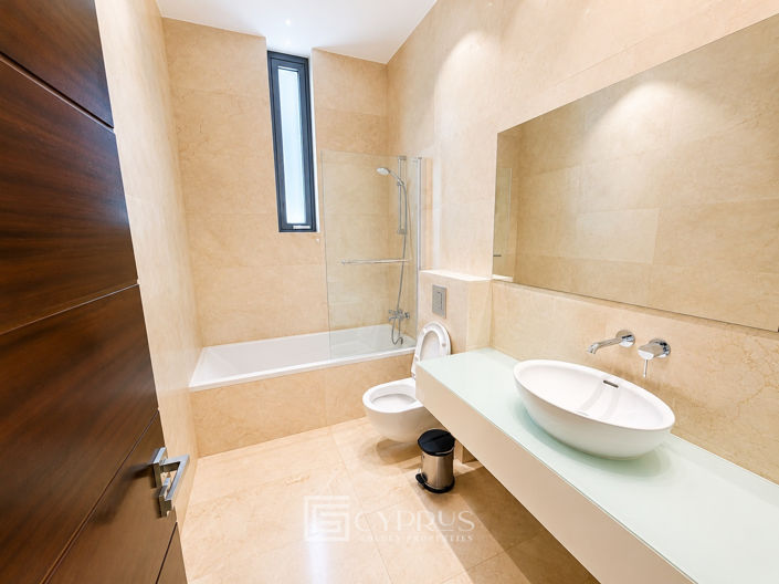 Image No.15-4 Bed Villa for sale