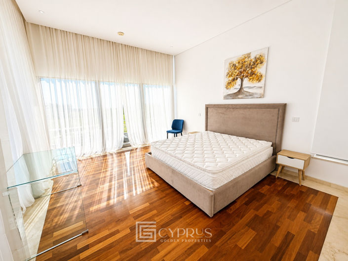 Image No.18-4 Bed Villa for sale