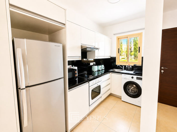 Image No.8-2 Bed Townhouse for sale
