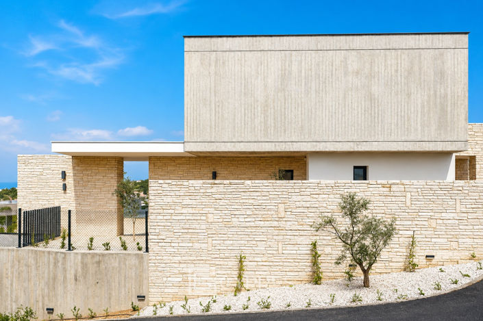 Image No.3-5 Bed Villa for sale