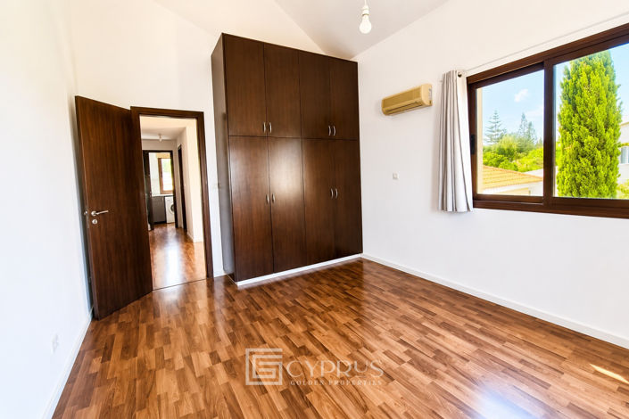 Image No.17-3 Bed Villa for sale