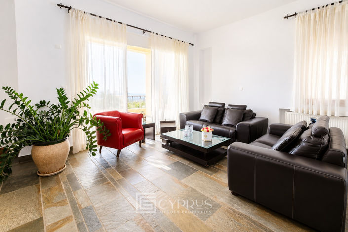 Image No.8-3 Bed Villa for sale
