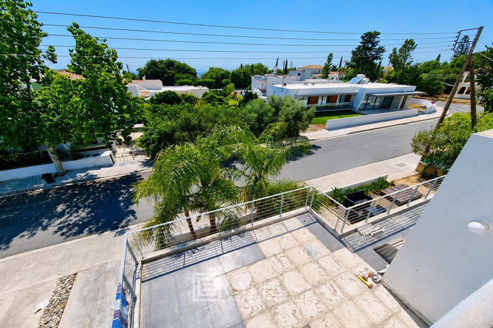 Image No.18-4 Bed Villa for sale