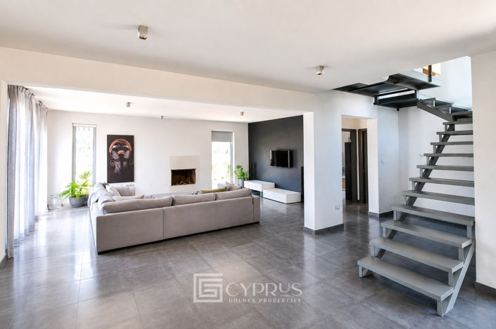 Image No.8-4 Bed Villa for sale