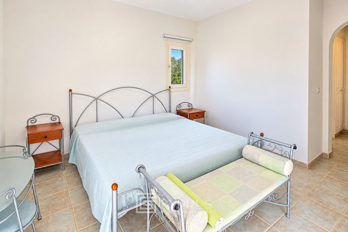 Image No.12-4 Bed Villa for sale