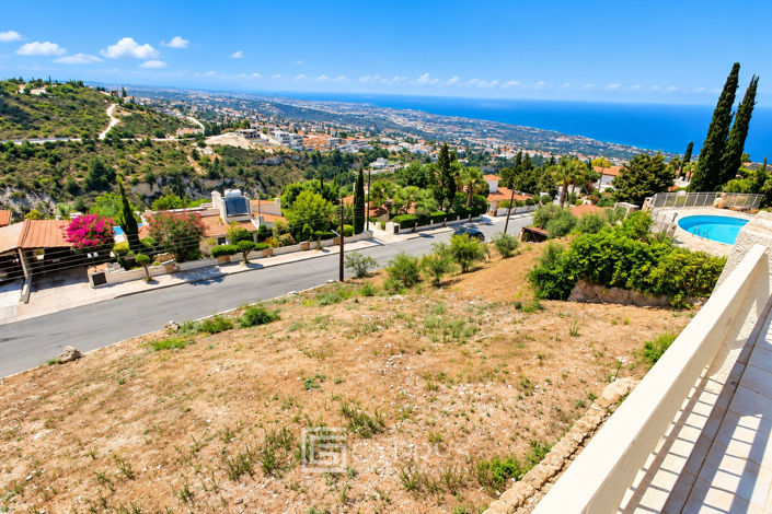 Image No.3-4 Bed Villa for sale