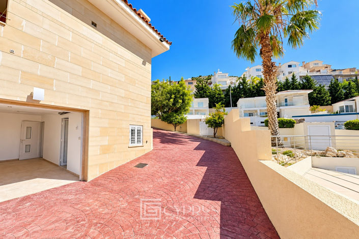 Image No.39-4 Bed Villa for sale