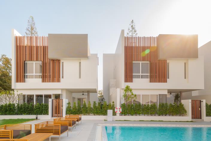 Image No.1-2 Bed Villa for sale