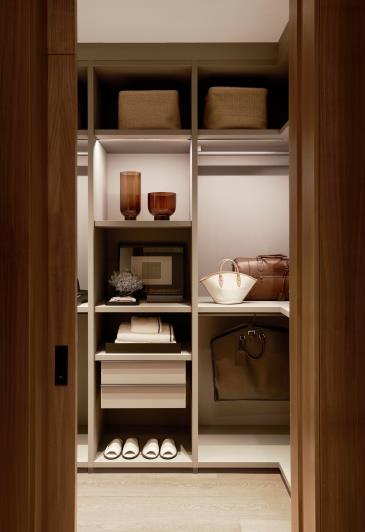 Image No.18-1 Bed Condo for sale