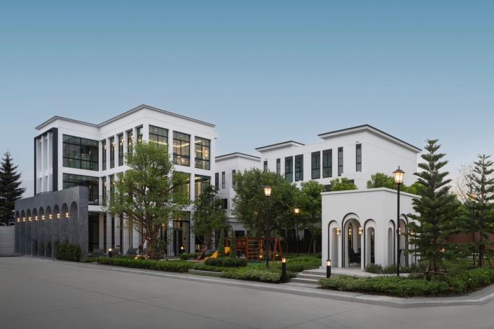 Image No.7-4 Bed House for sale