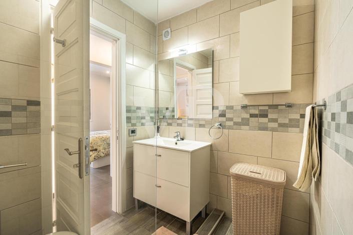 Image No.20-2 Bed Apartment for sale