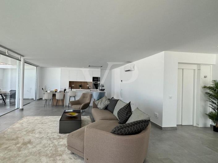 Image No.9-3 Bed Villa for sale