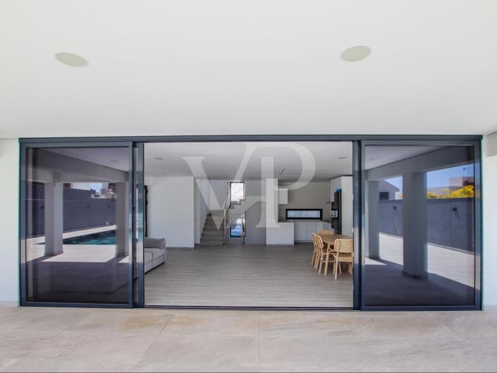 Image No.6-4 Bed Villa for sale