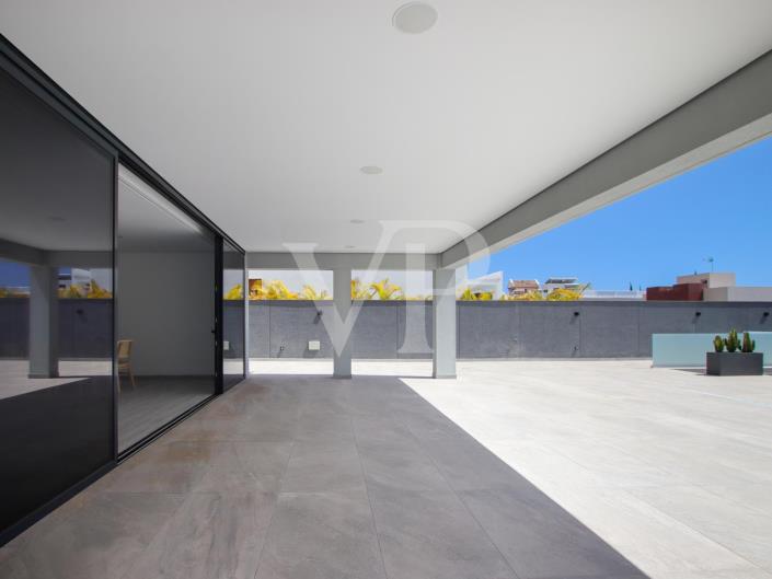 Image No.10-4 Bed Villa for sale